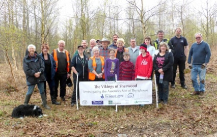Dig Team 2016 Community Archaeology Thynghowe Sherwood Forest