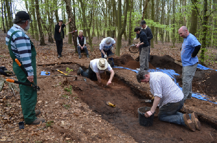 Volunteers Freinds of Thynghowe excavating at Thynghowe Sherwood Forest